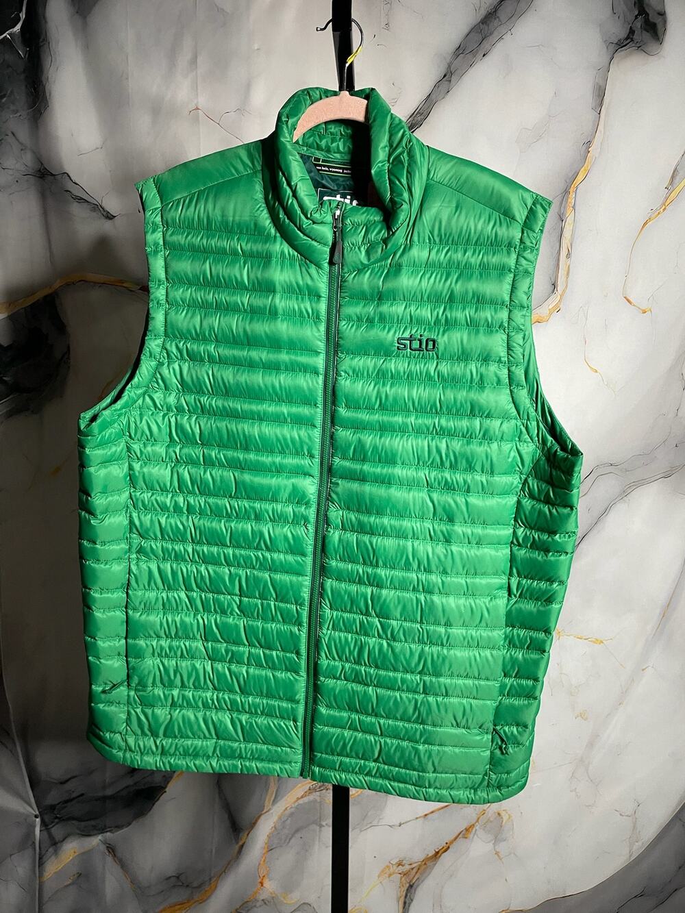 STIO Green Quilted Puffer Vest Sz. XL